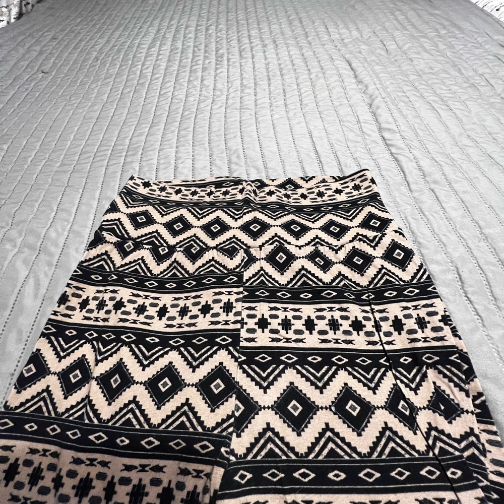 Ultra Flirt, Size M, Black & Tan Leggings - Picture 3 of 5